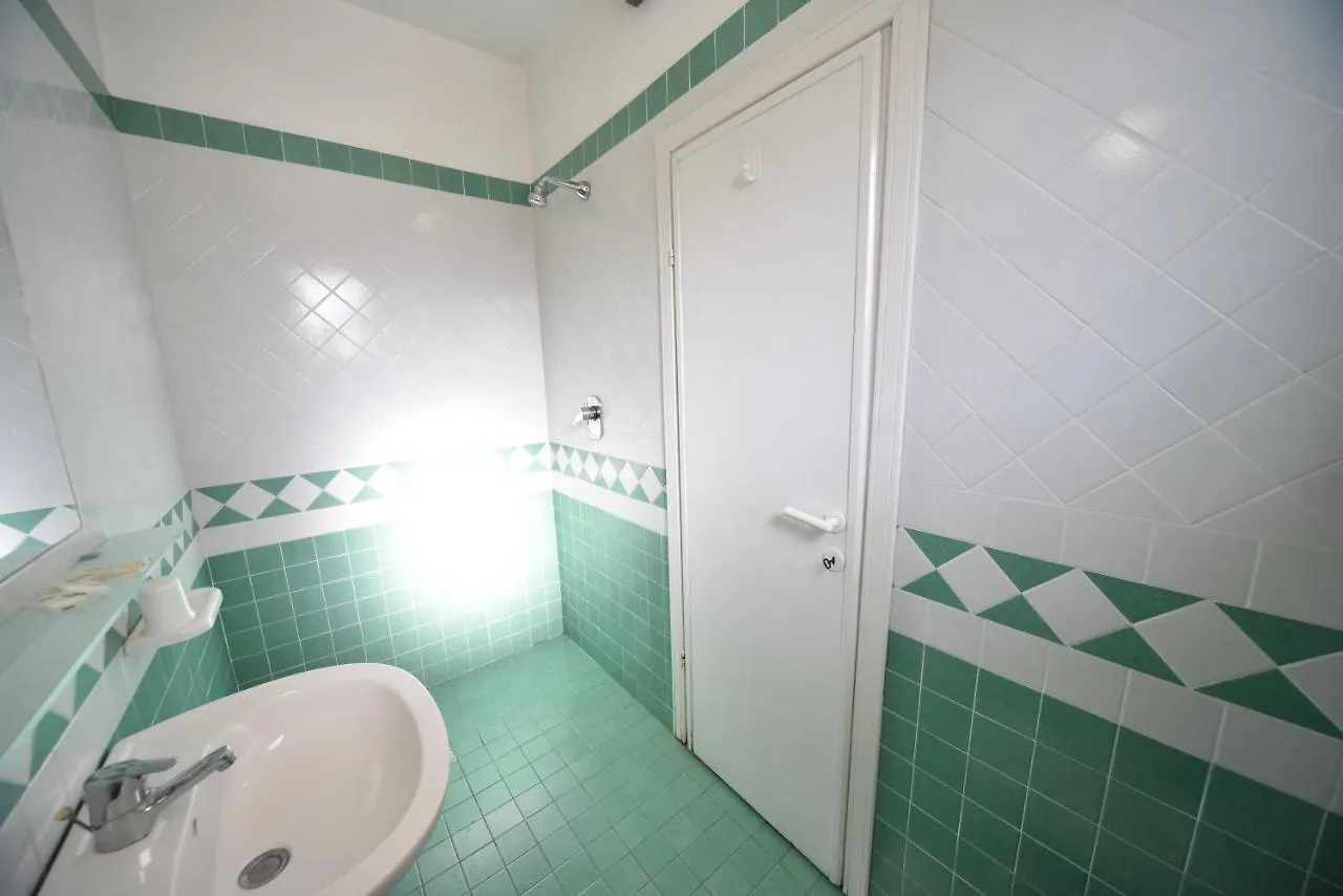 **  Hotel Villa Edda Riccione Italien